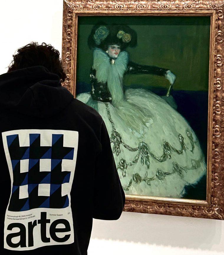 Hidden art in Madrid: secrets and symbols told by an expert.